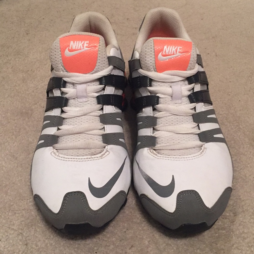 Women’s Nike Shox